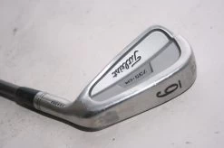 Titleist 735.CM (Regular, Graphit, 4° Flat) Eisen 6